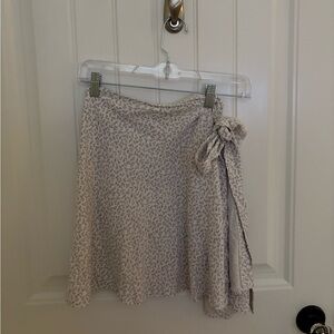 Brandy Melville white/blue Floral Skirt